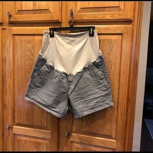 Bundle of Old Navy Maternity Shorts